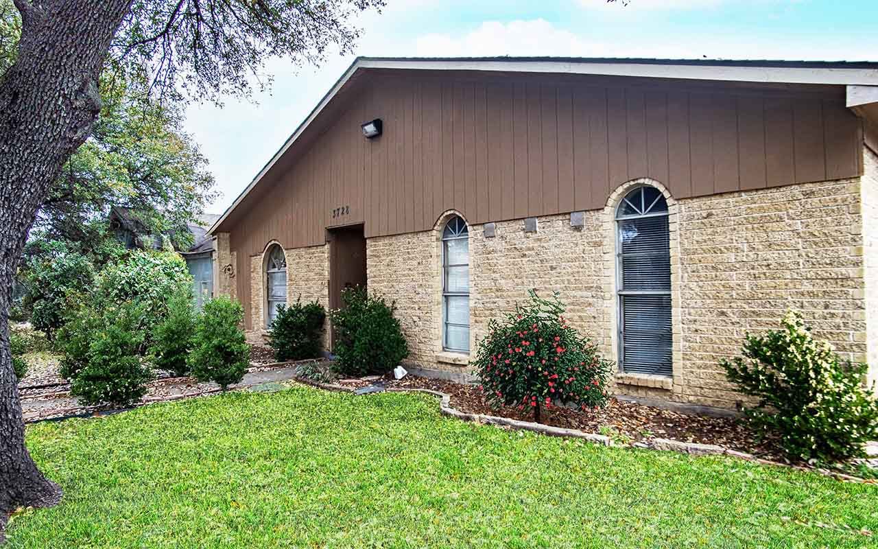 Yosemite shared home in Central Plano